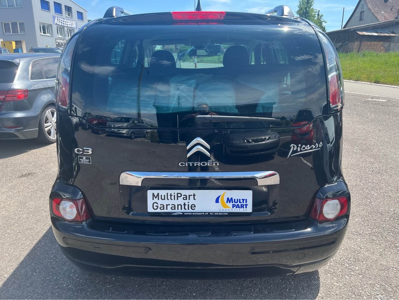 CITROEN C3 Picasso 1.2 Pure Tech Attraction-image-1