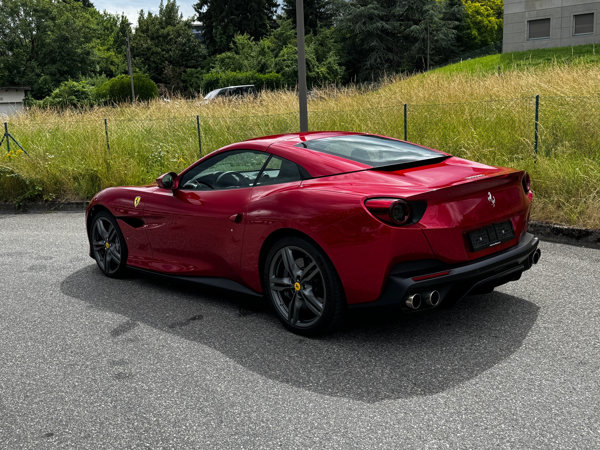 FERRARI Portofino 3.9 V8 T-showroom-element-3