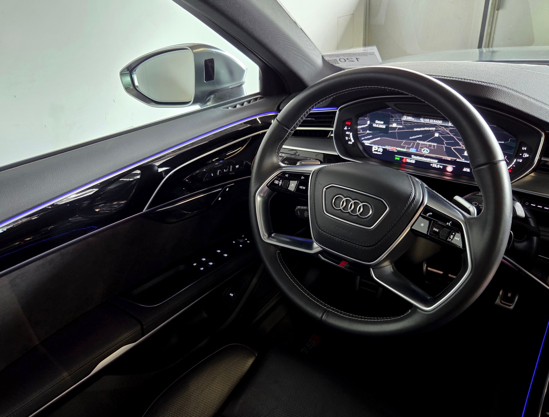 AUDI S8 4.0 V8 TFSI quattro T-Tronic-image-18
