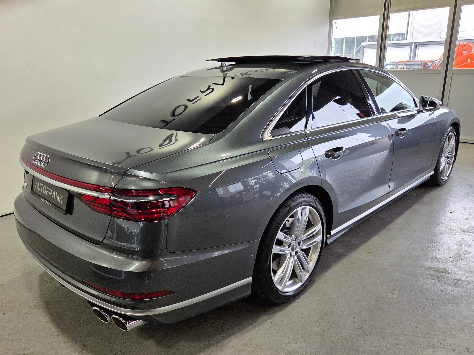 AUDI S8 4.0 V8 TFSI quattro T-Tronic-image-23