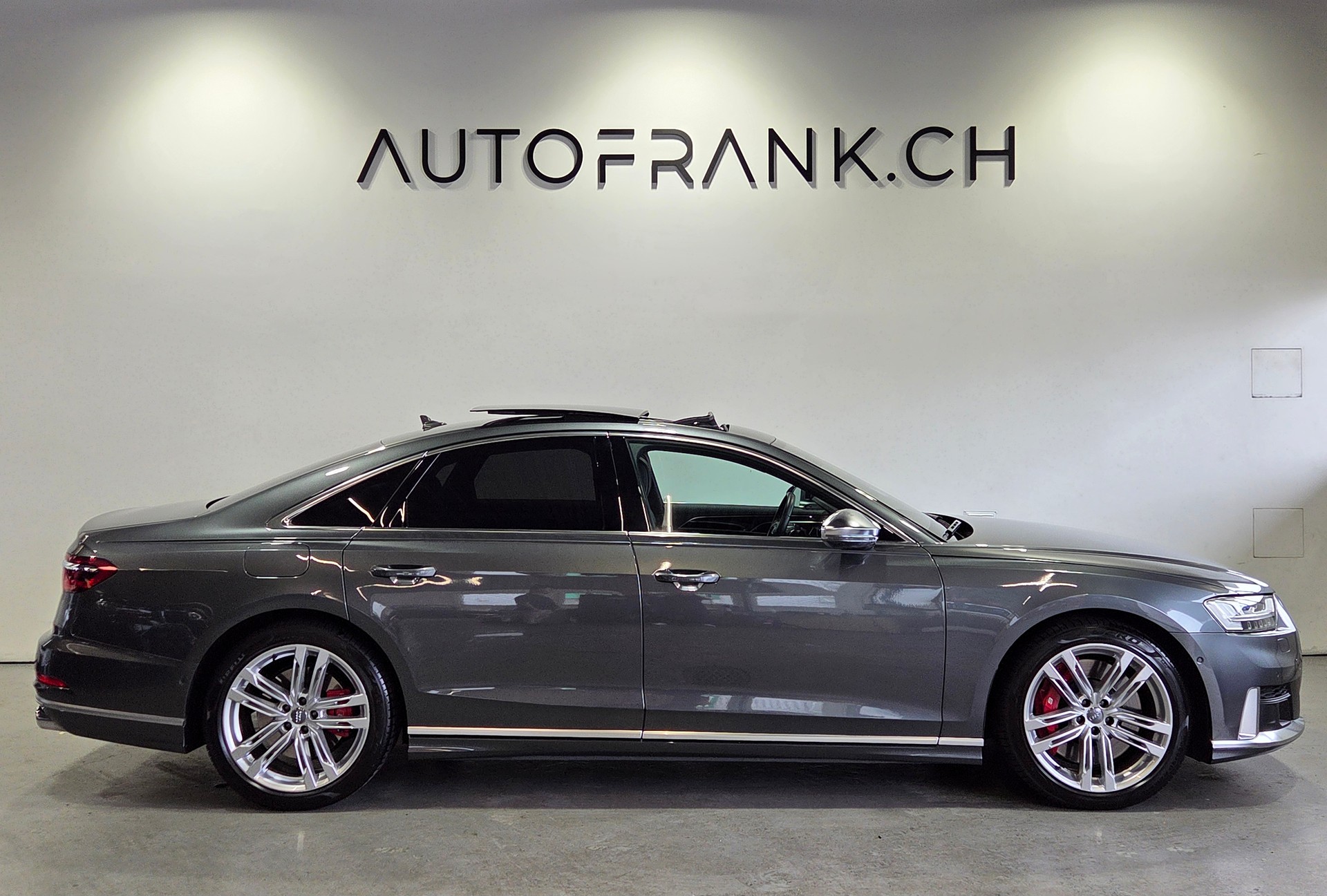 AUDI S8 4.0 V8 TFSI quattro T-Tronic-showroom-element-1