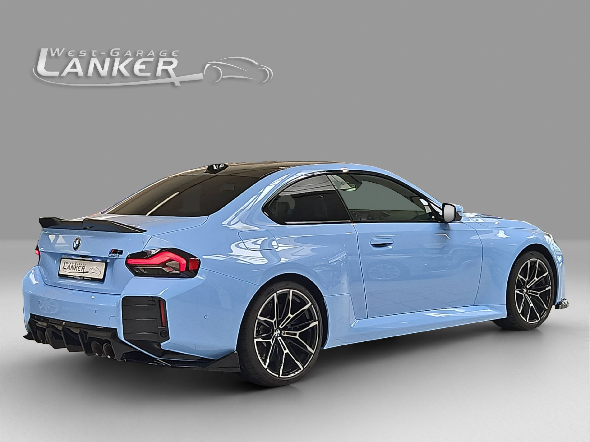 BMW M2 Coupé-showroom-element-2
