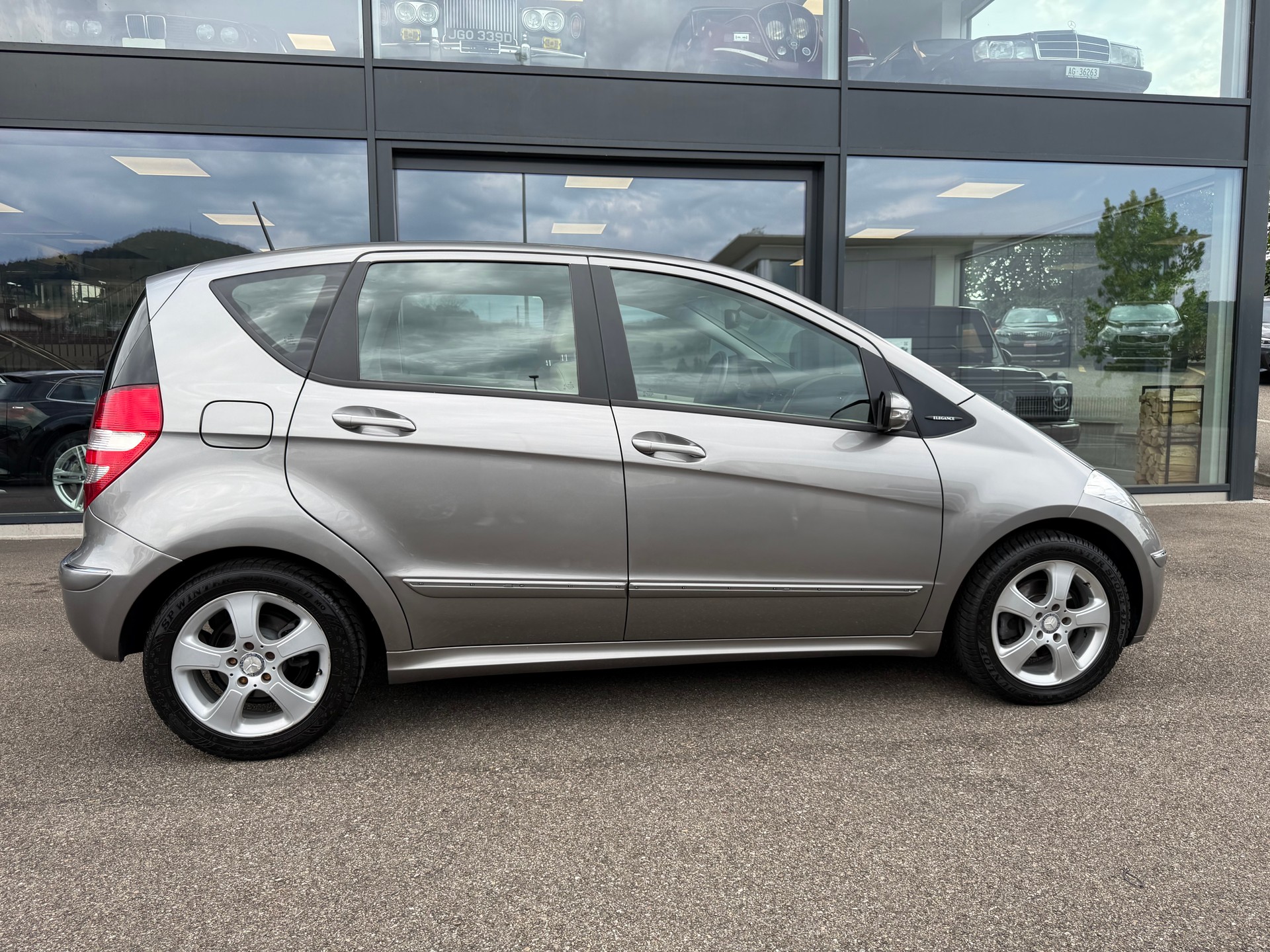MERCEDES-BENZ A 200 Elégance **Automat**-showroom-element-2