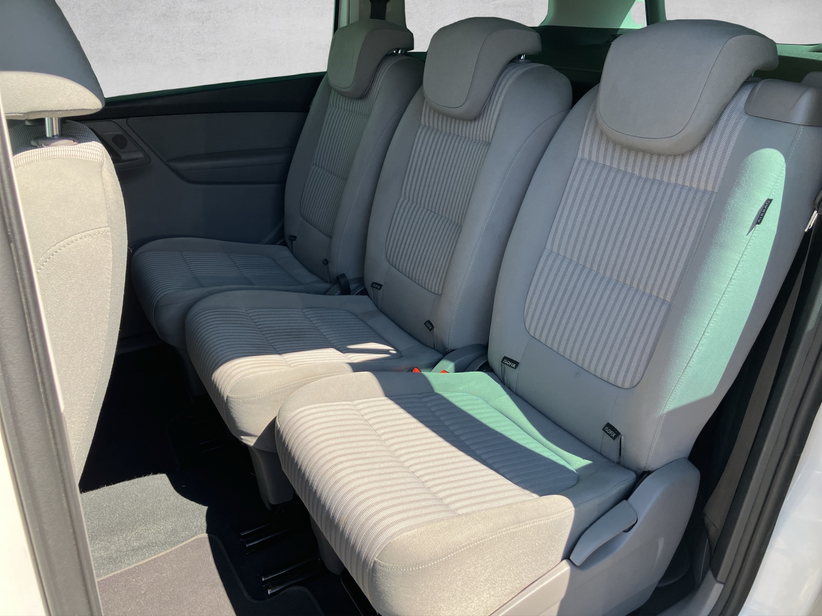 SEAT Alhambra 2.0 TDI Reference Eco DSG-image-6