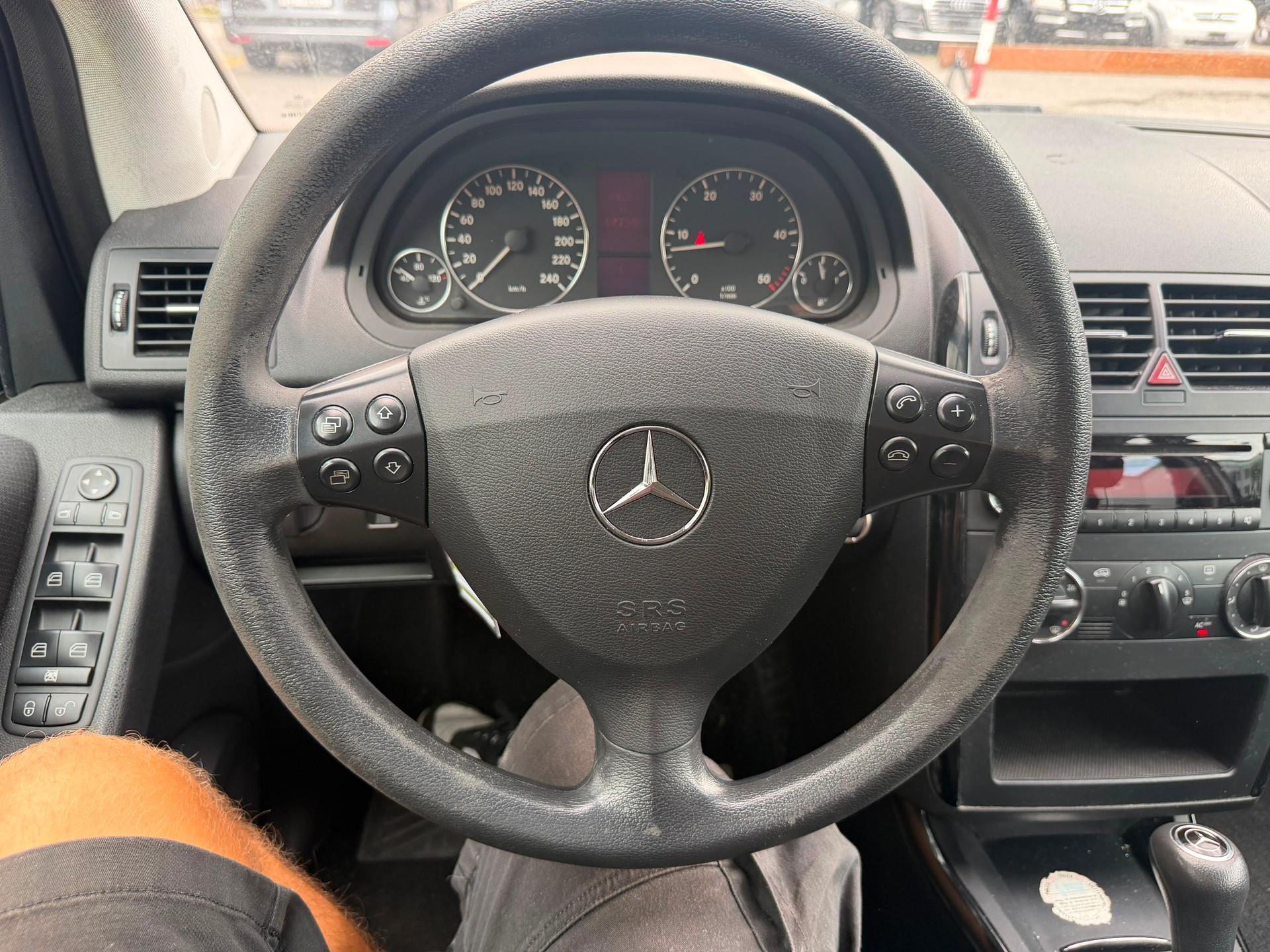 MERCEDES-BENZ A 180 CDI Classic-image-10