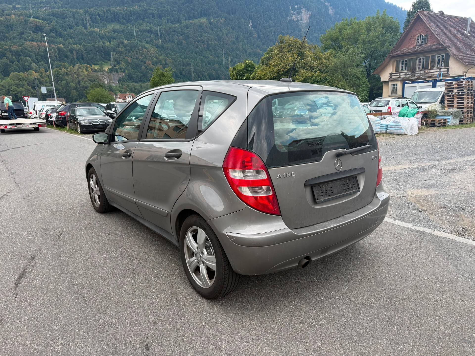 MERCEDES-BENZ A 180 CDI Classic-showroom-element-2