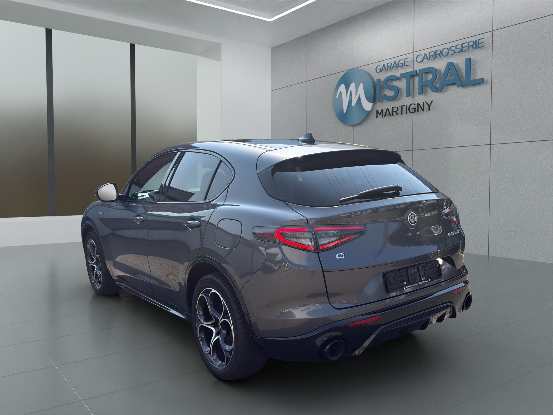 ALFA ROMEO Stelvio 2.0 Q4 280 Veloce-showroom-element-2