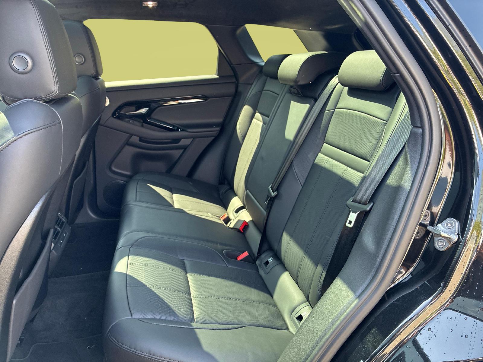 LAND ROVER Range Rover Evoque 1.5 T 270e Autobiography-image-10