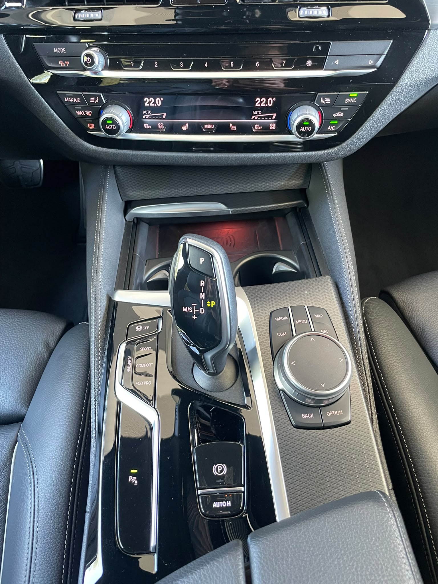 BMW 520d xDrive paddles Touring-image-9