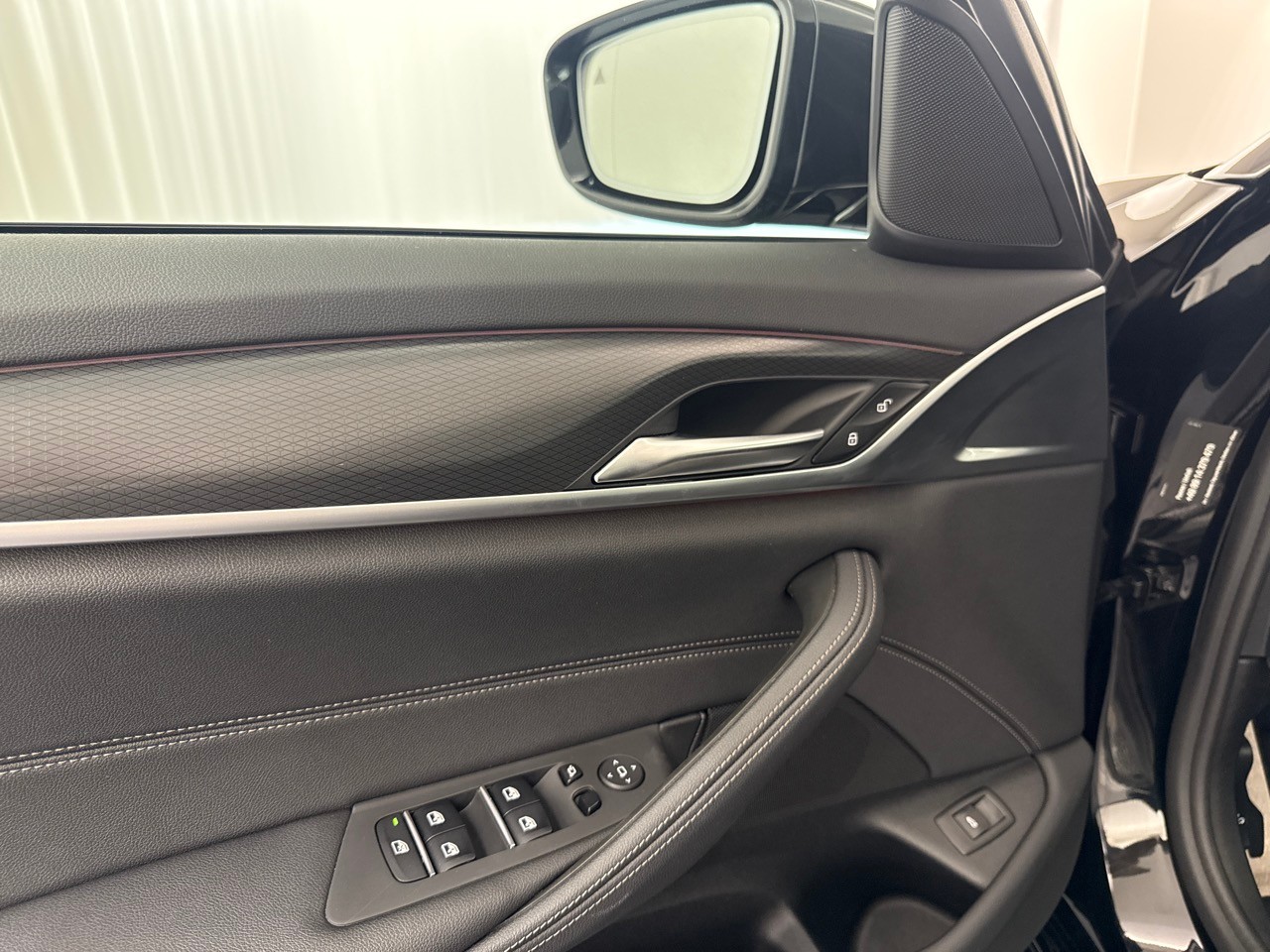 BMW 530i xDr 48VTour. M Sport-image-9