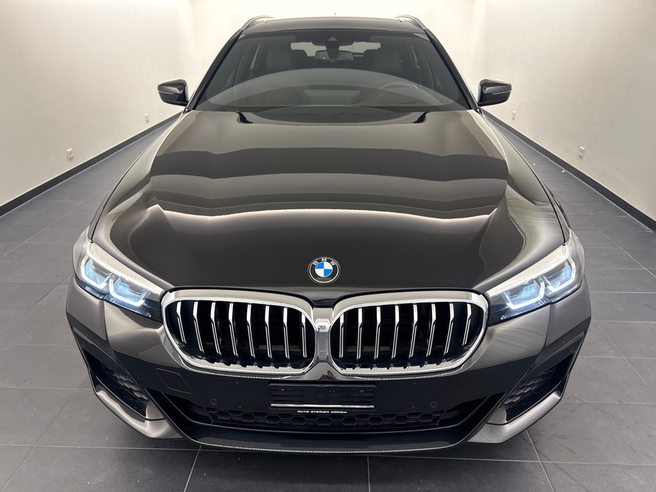 BMW 530i xDr 48VTour. M Sport-image-15