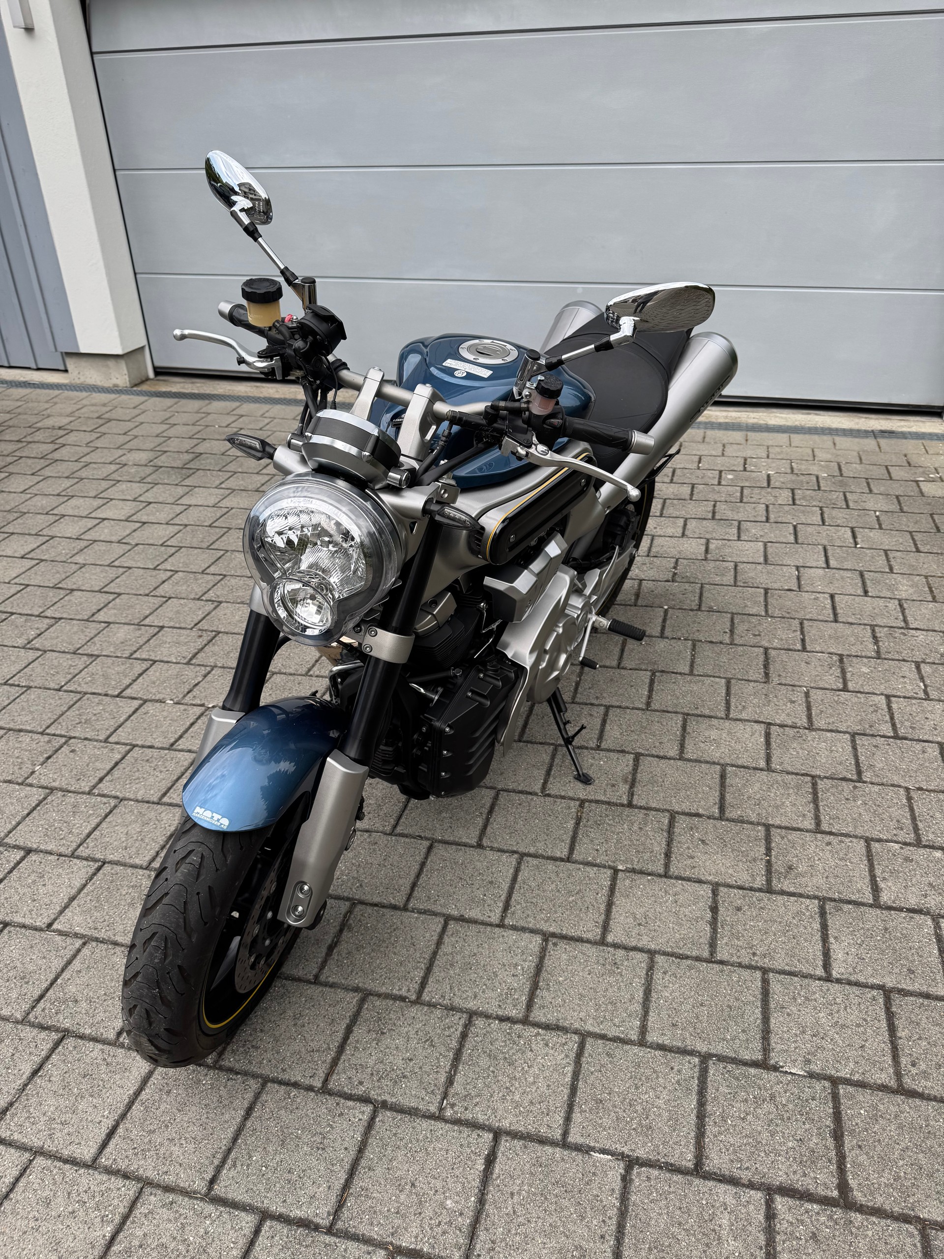 YAMAHA MT-01-image-0