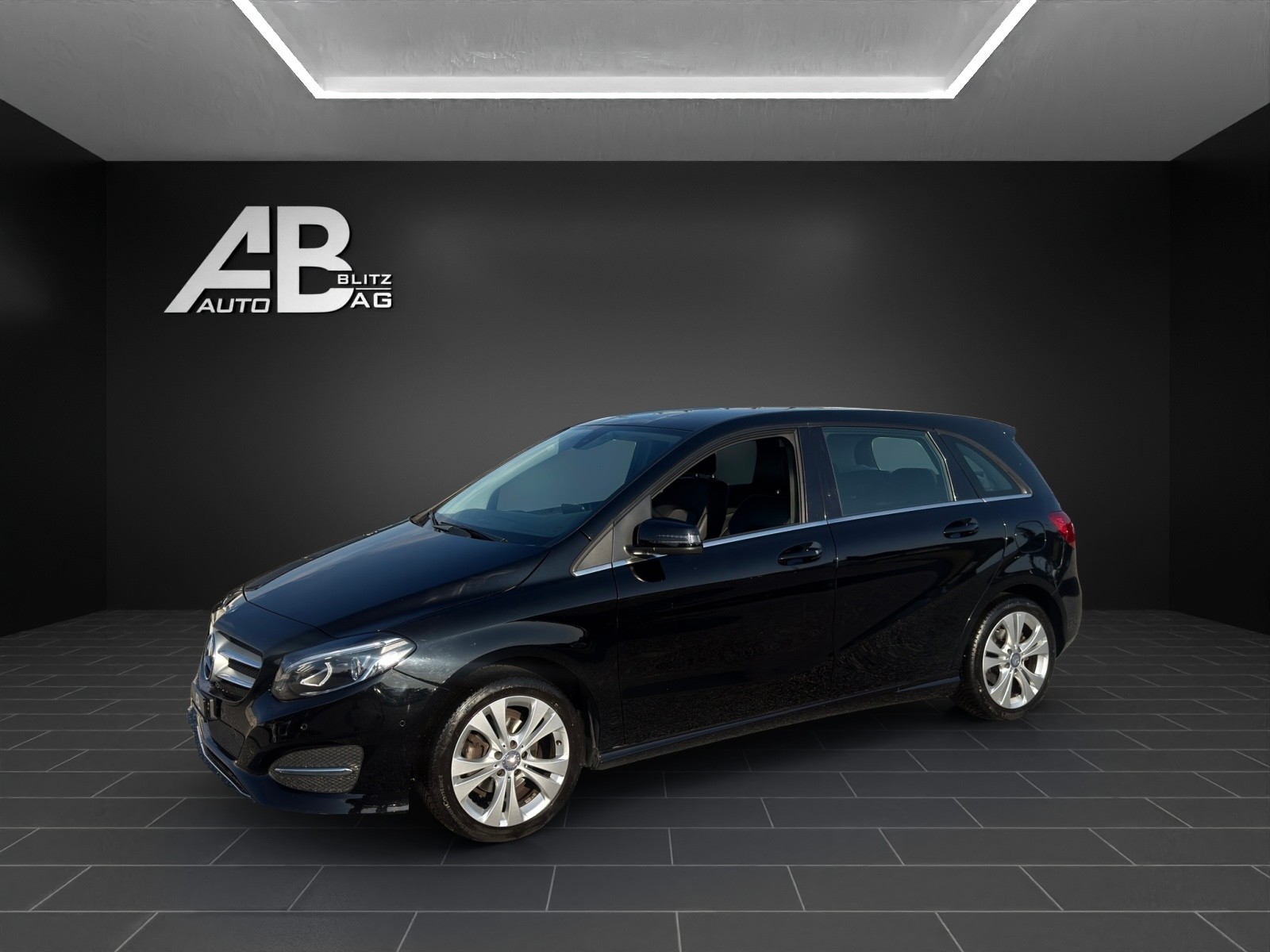MERCEDES-BENZ B 180 CDI Urban-showroom-element-1