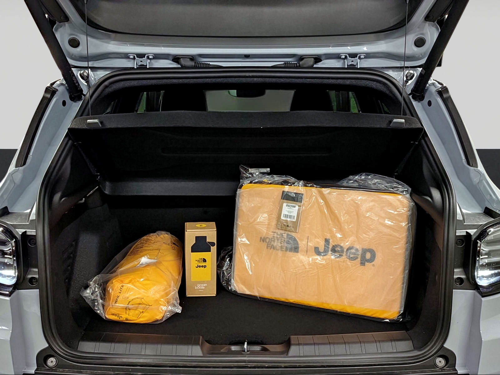 JEEP Avenger 1.2 Turbo MHEV The North Face 4xe-showroom-element-3