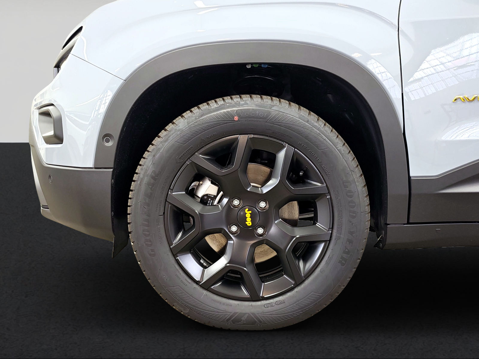 JEEP Avenger 1.2 Turbo MHEV The North Face 4xe-showroom-element-2