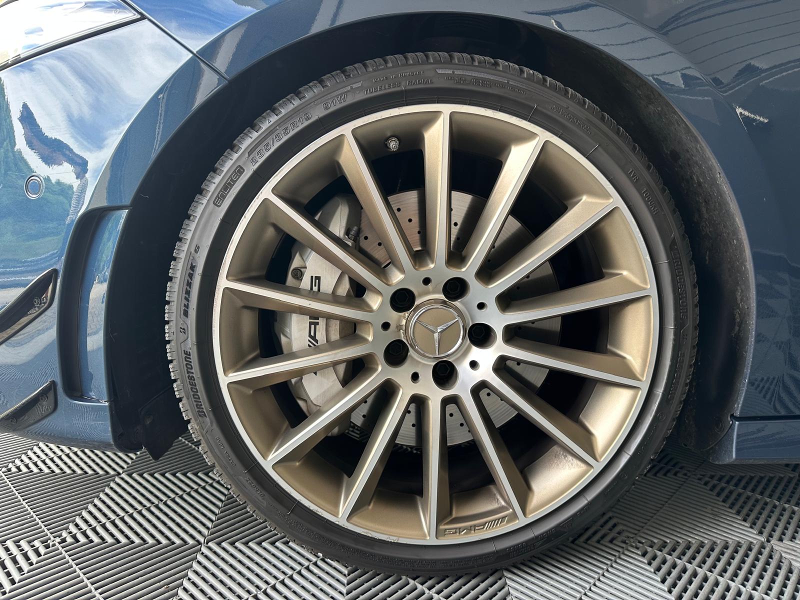 MERCEDES-BENZ A 35 AMG 4Matic Edition 1 Speedshift-image-27
