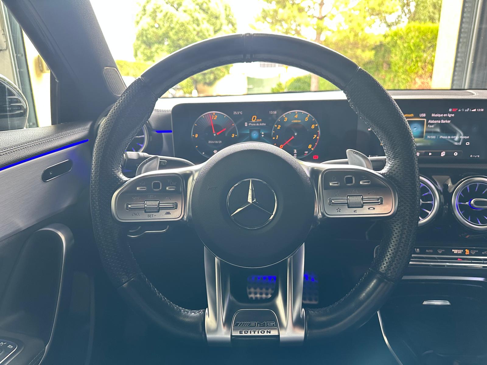 MERCEDES-BENZ A 35 AMG 4Matic Edition 1 Speedshift-image-16