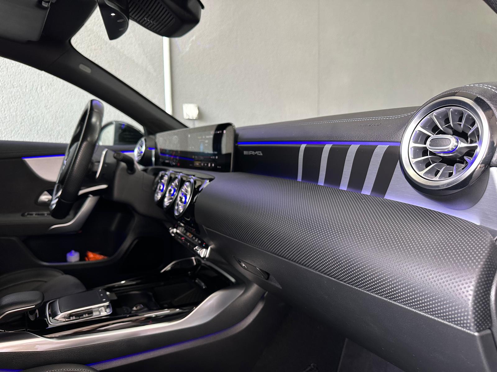 MERCEDES-BENZ A 35 AMG 4Matic Edition 1 Speedshift-image-23
