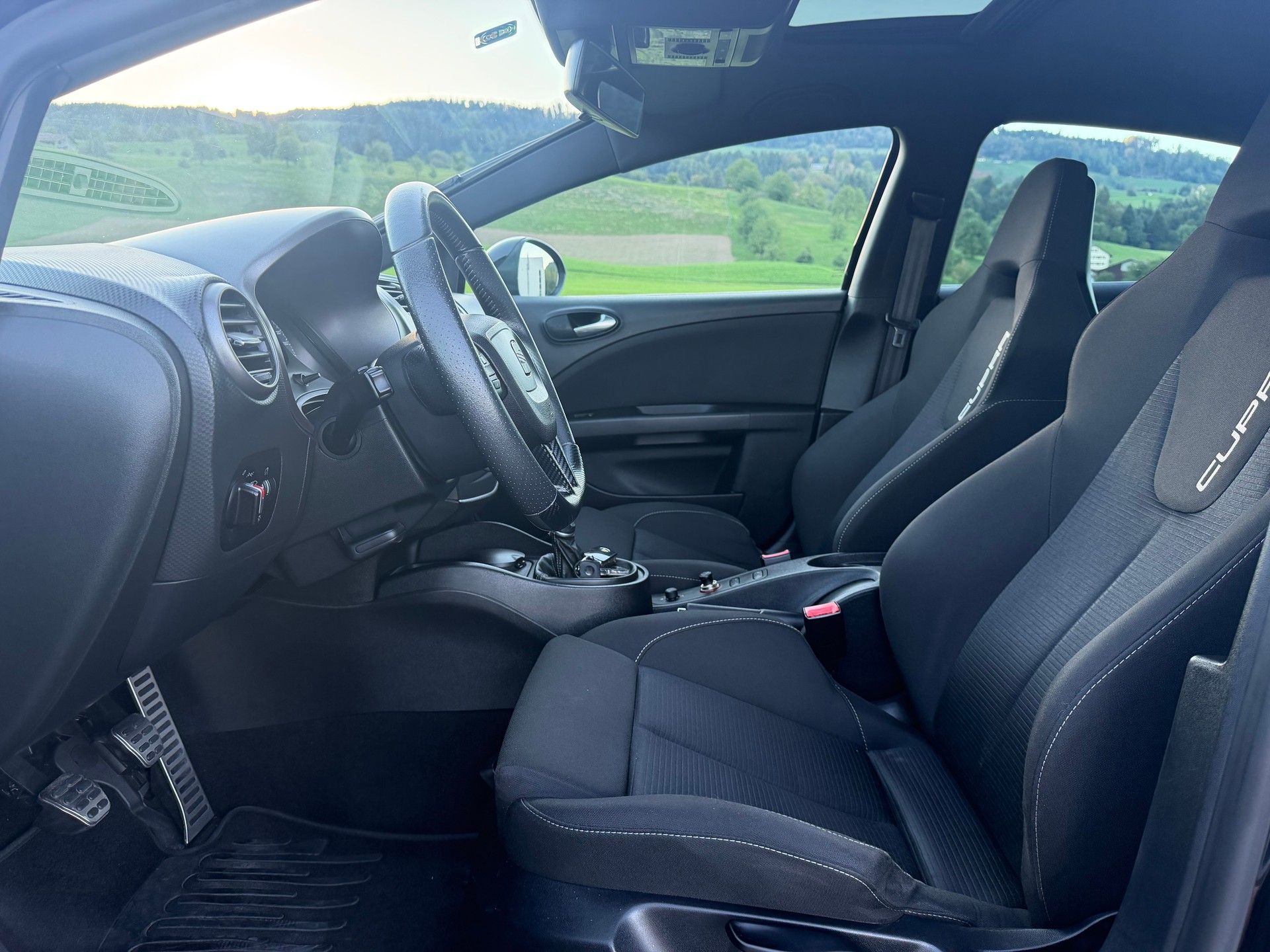 SEAT Leon 2.0 TSI Cupra-image-8