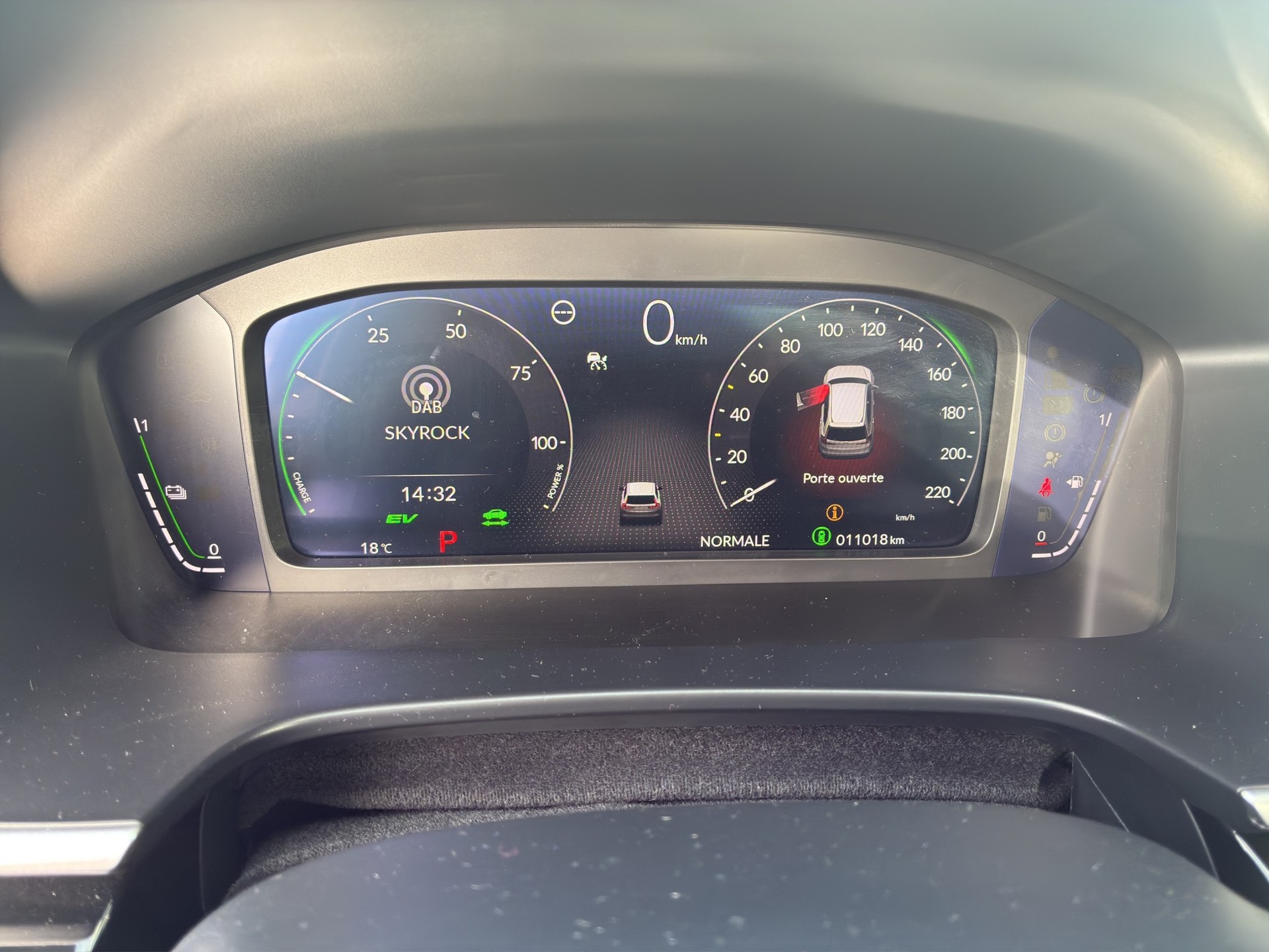 HONDA CR-V 2.0 i-MMD Elegance 4WD-image-9
