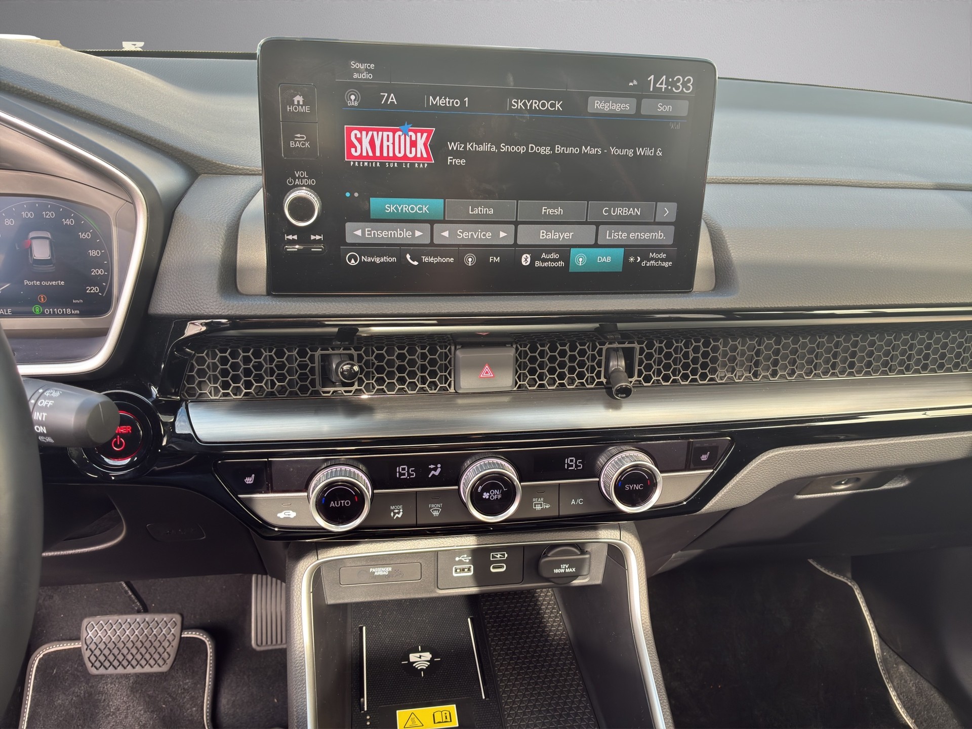 HONDA CR-V 2.0 i-MMD Elegance 4WD-image-12