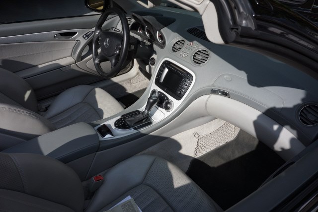 MERCEDES-BENZ SL 55 AMG-image-8