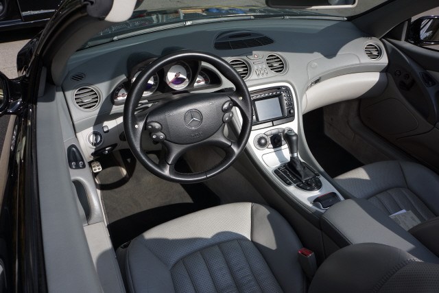 MERCEDES-BENZ SL 55 AMG-image-10