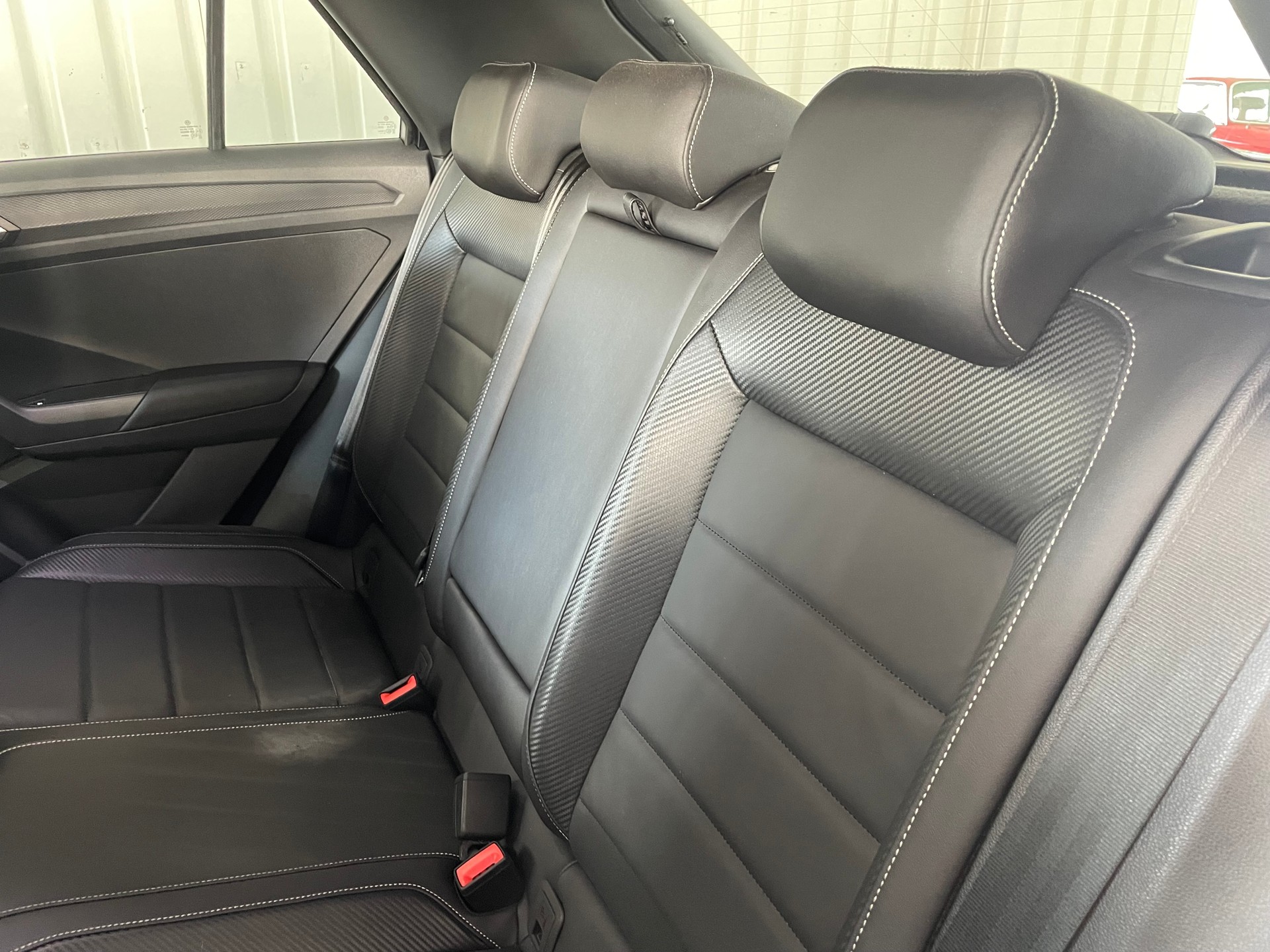 VW T-Roc 2.0 TSI R-Line 4M-image-17