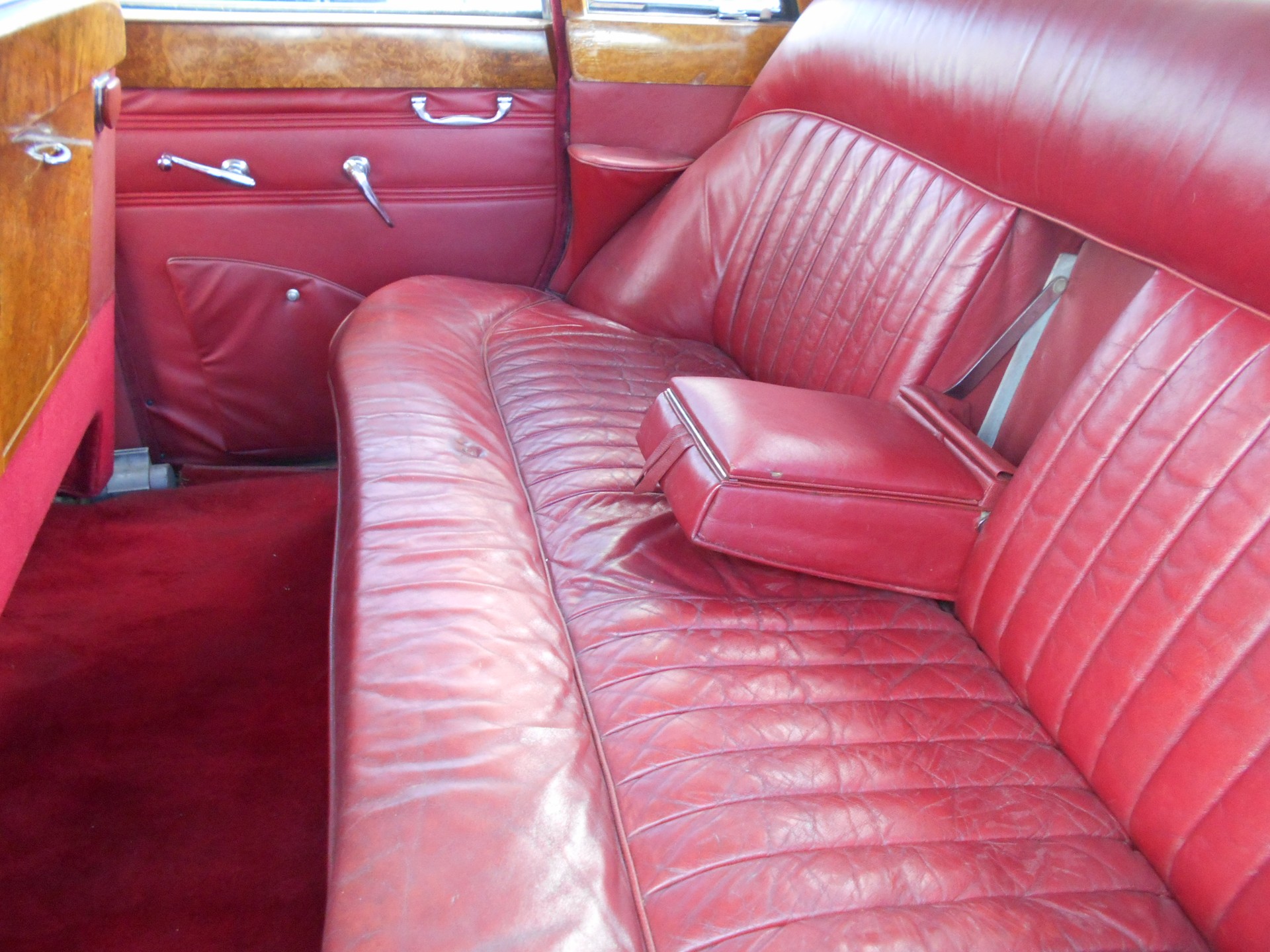 DAIMLER Majestic Major Saloon-image-6
