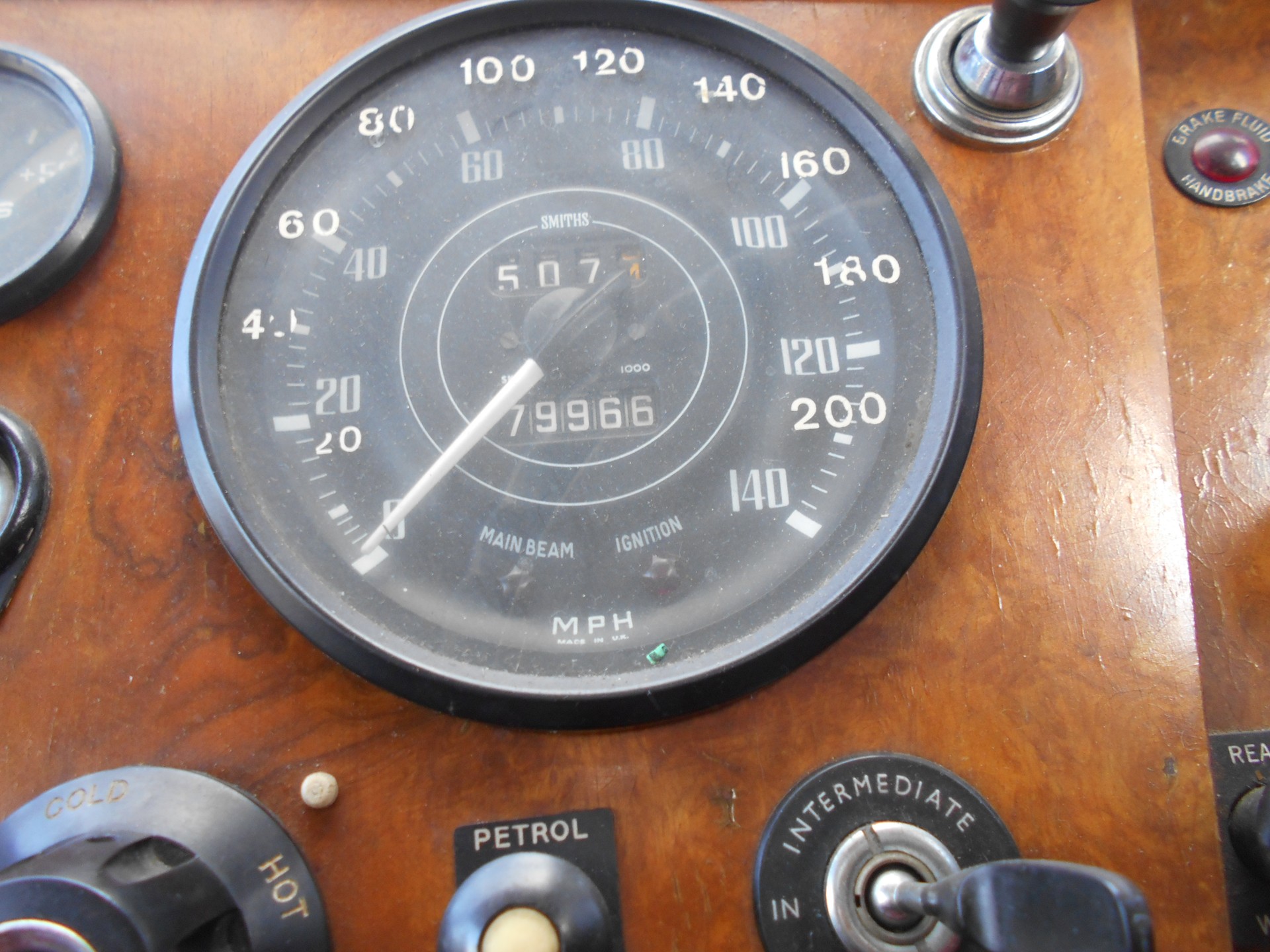 DAIMLER Majestic Major Saloon-image-7