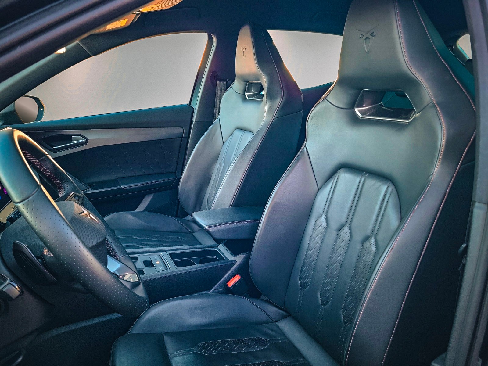 CUPRA Formentor 1.4 e-HYBRID pHEV VZ DSG-image-4