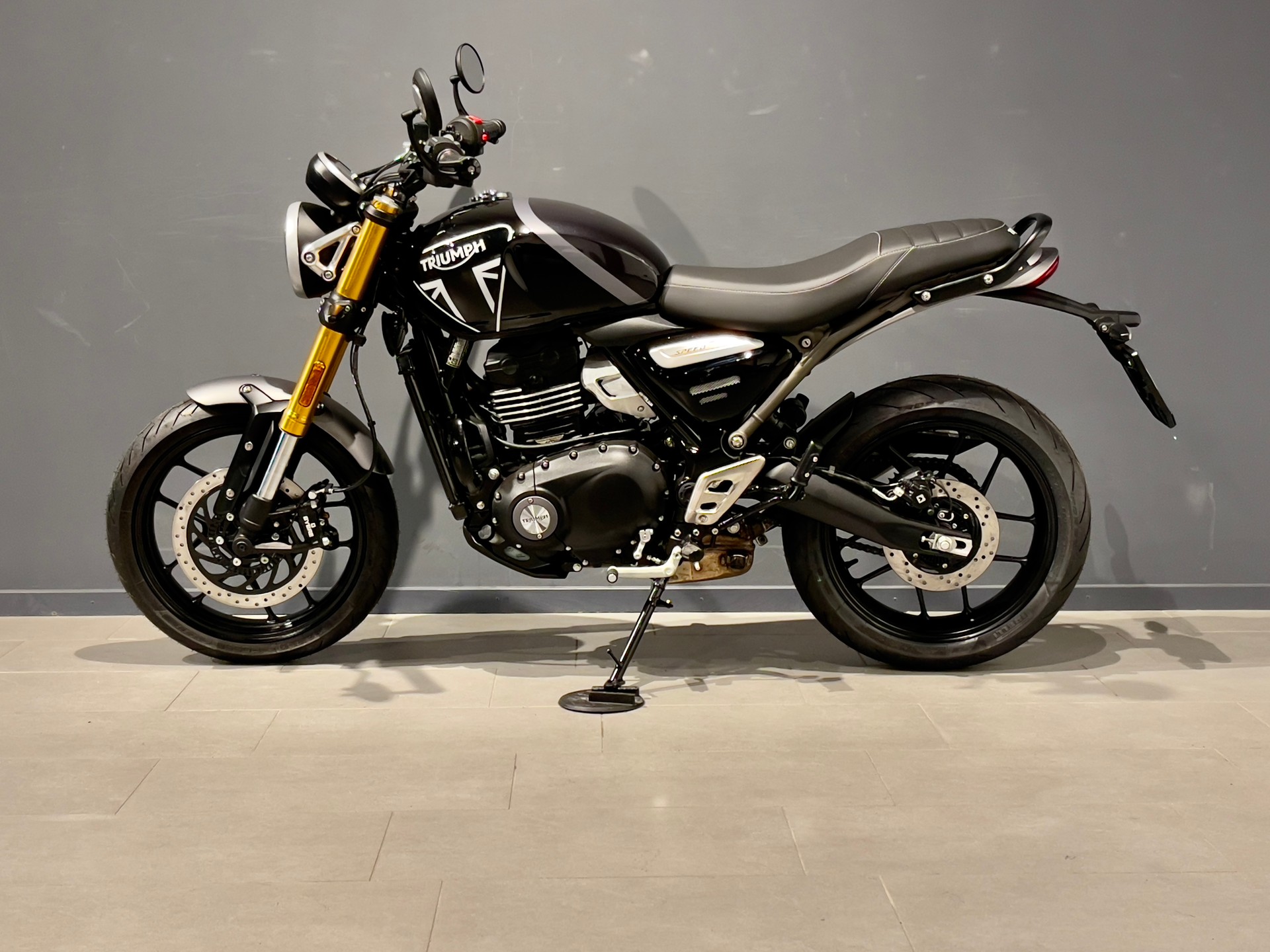 TRIUMPH Speed 400-image-3