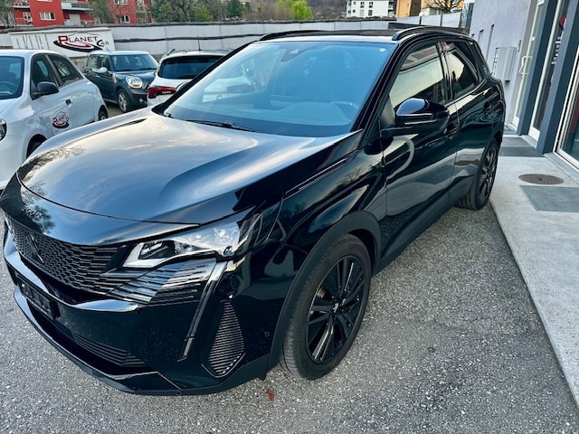 PEUGEOT 3008 300e Hybrid4 GT Pack EAT8-image-8