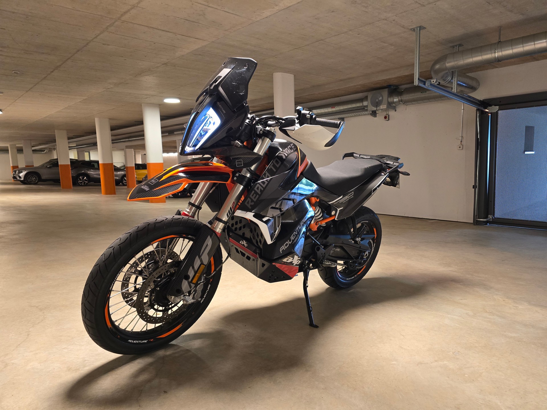KTM 890 Adventure R-image-3