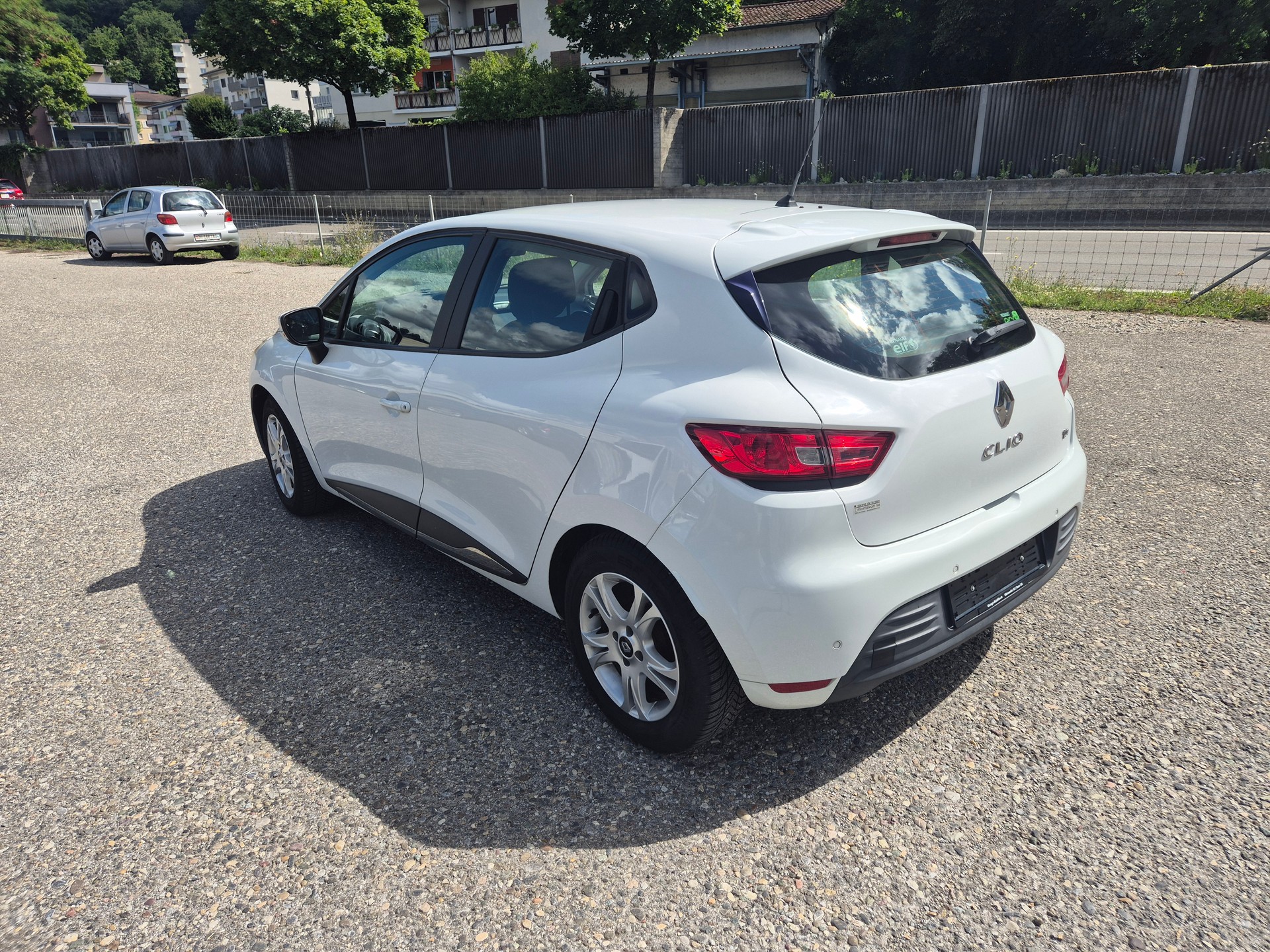 RENAULT Clio 0.9 12V Intens-image-5