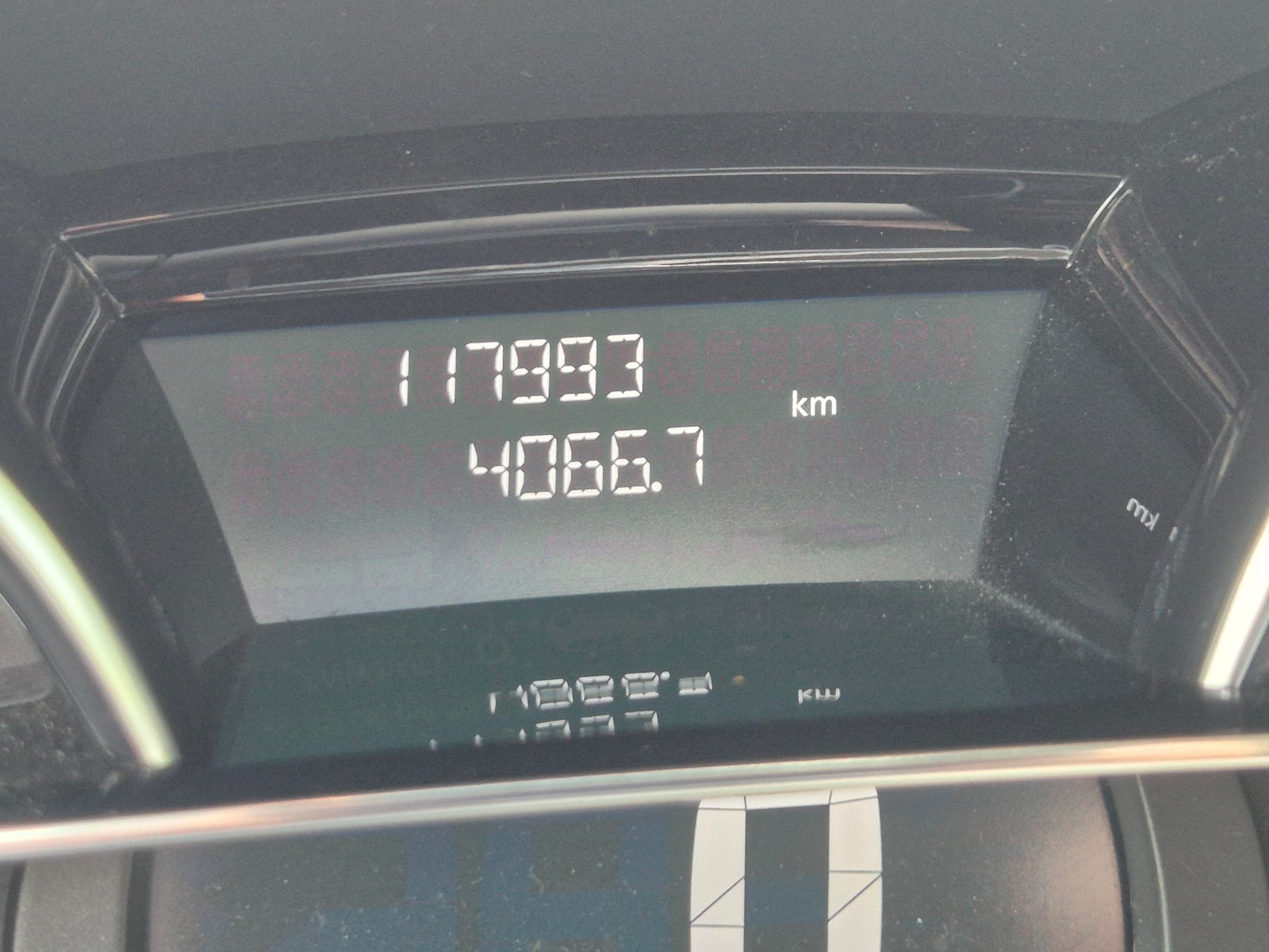 RENAULT Clio 0.9 12V Intens-image-11