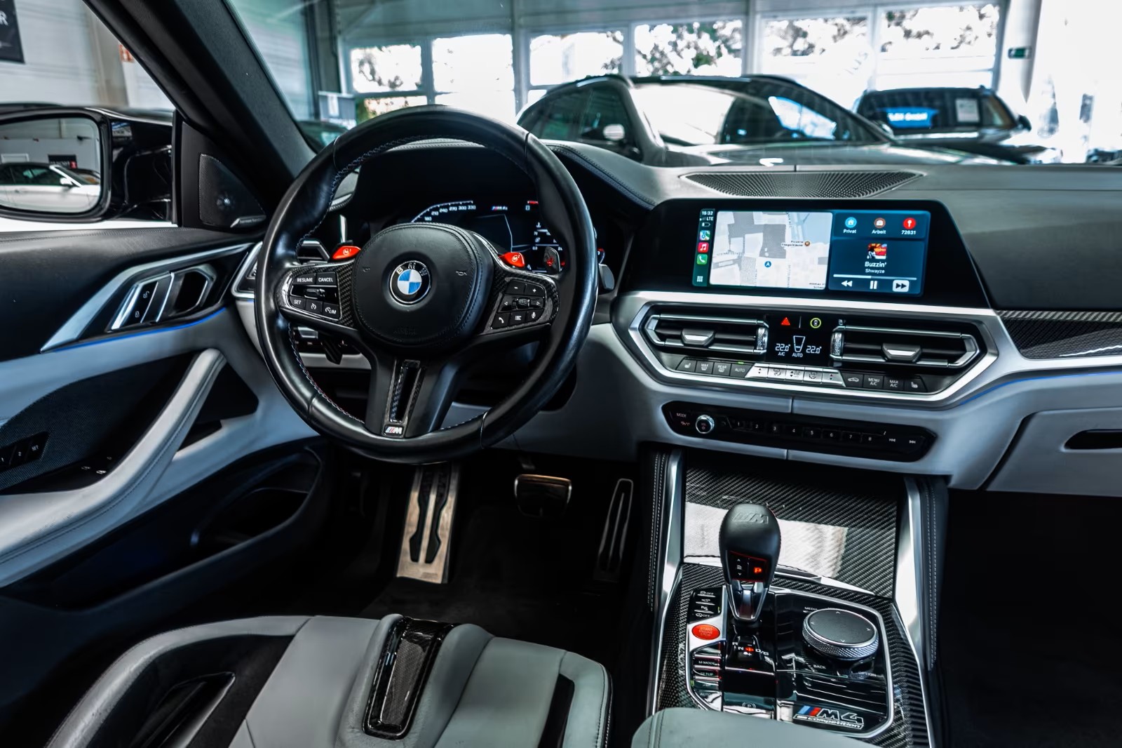 BMW M4 Coupé Comp. Schalensitze-image-10