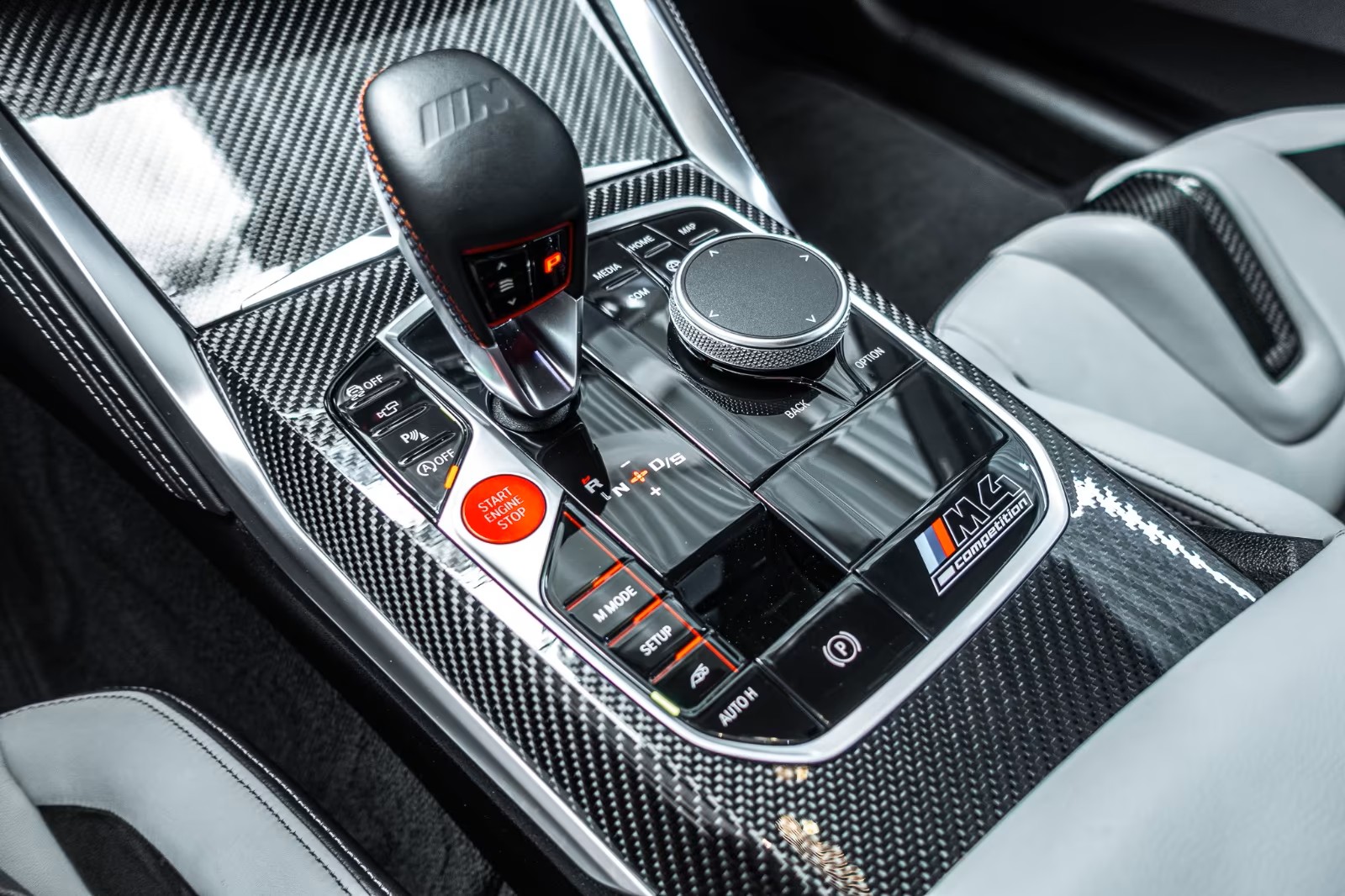 BMW M4 Coupé Comp. Schalensitze-image-7