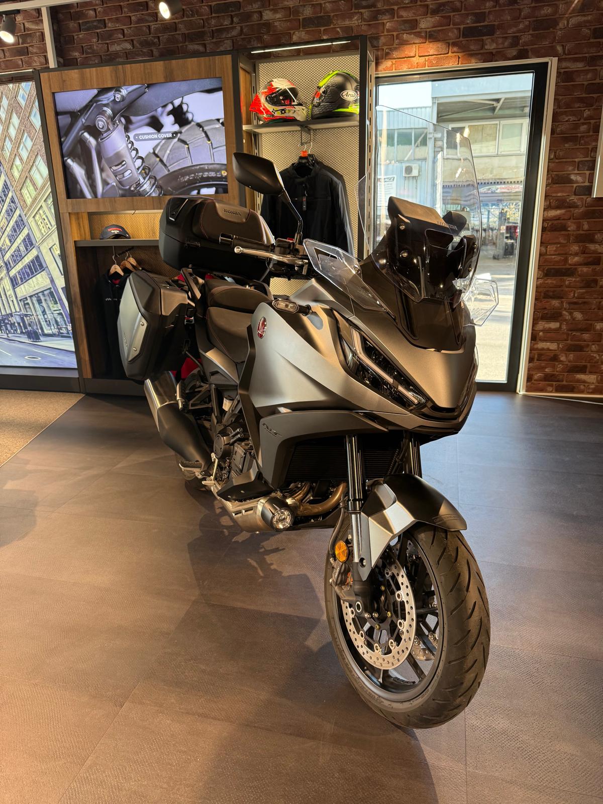 HONDA NT 1100 DCT