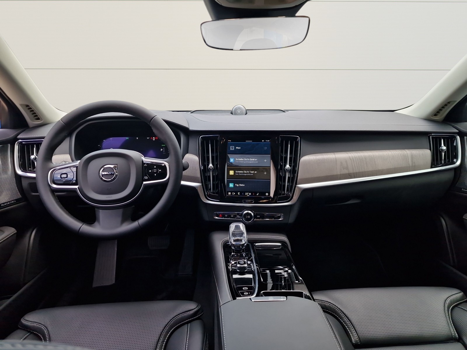 VOLVO S90 2.0 T8 TE Ultimate Dark eAWD-image-7