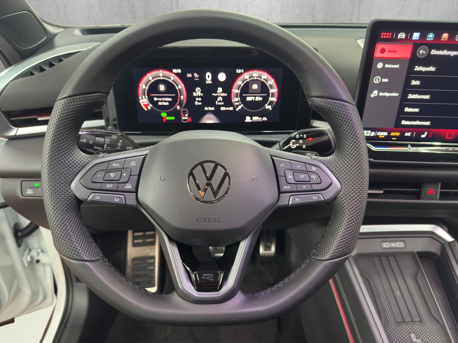 VW T-Roc 1.5 eTSI mHEV R-Line DSG-image-9