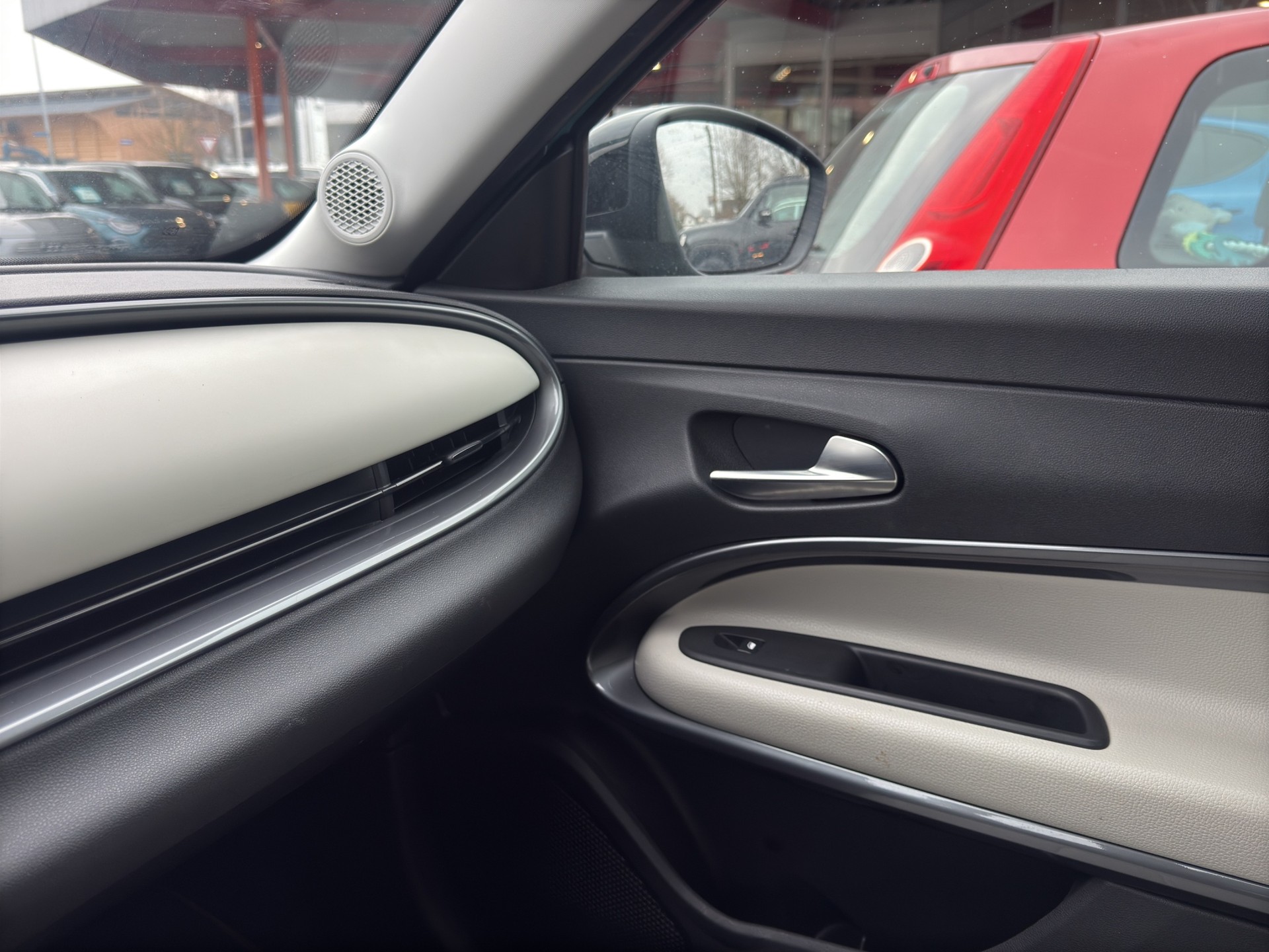 FIAT 600e La Prima-image-26