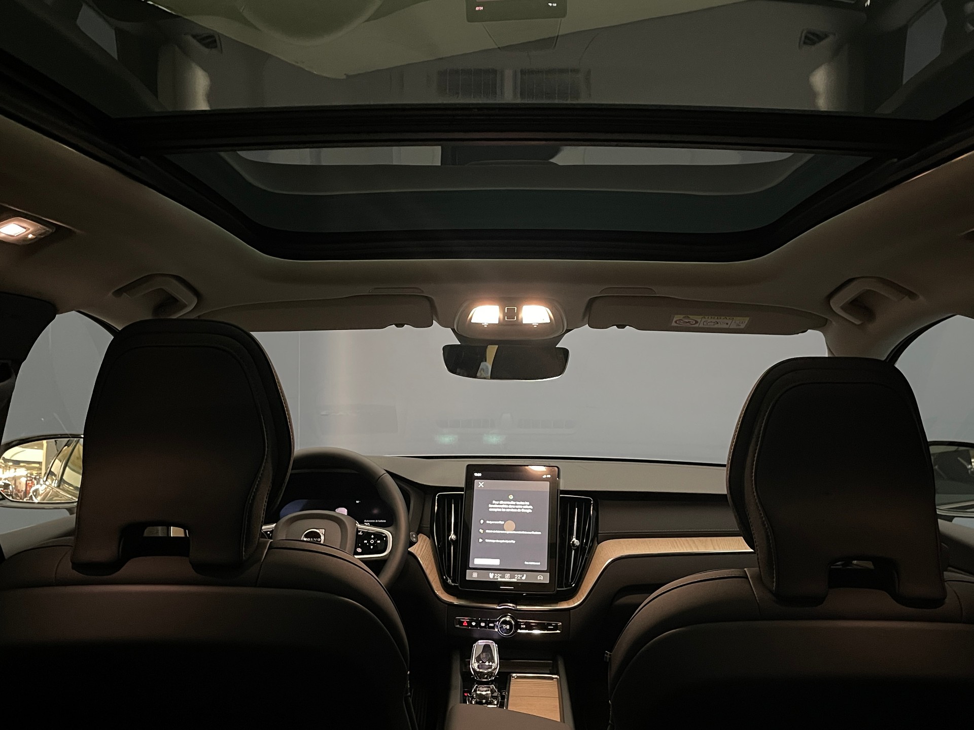 VOLVO XC60 2.0 T6 TE Ultra Dark eAWD-image-12