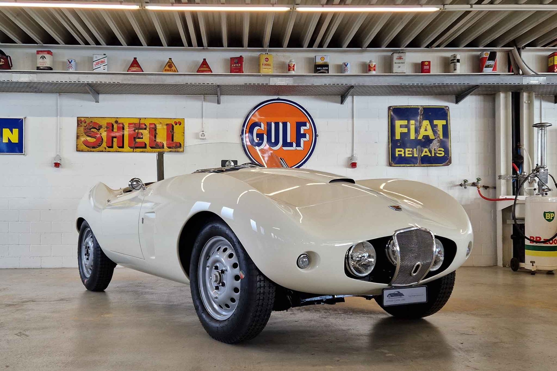 BRISTOL Arnolt-Bristol DeLuxe Competition Roadster-image-3