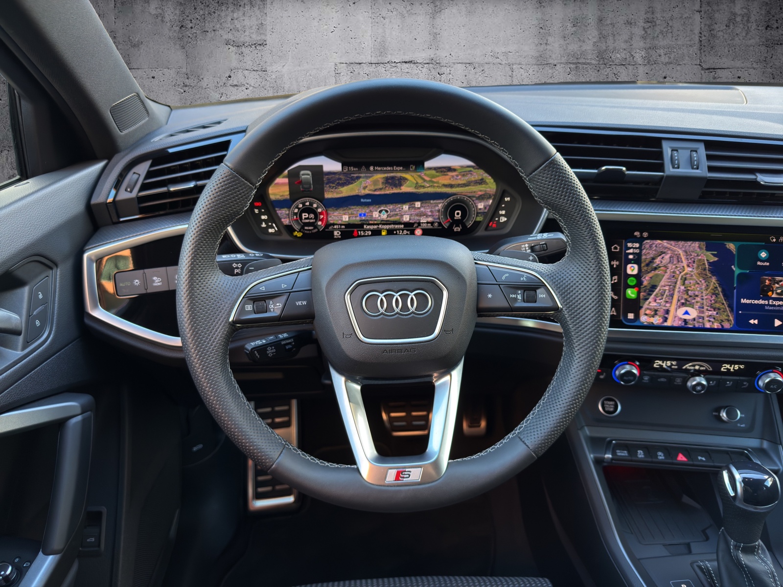 AUDI Q3 Sportback 40 TFSI S line quattro S-tronic *CH-Fahrzeug*-image-8