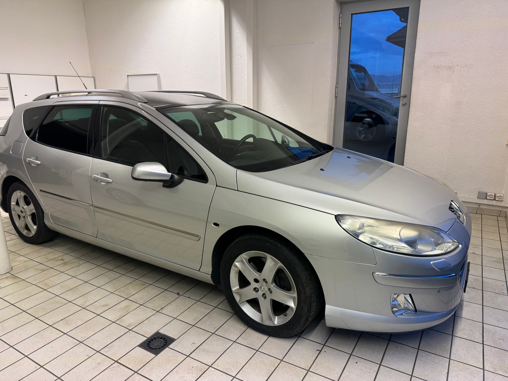 PEUGEOT 407 SW 3.0 SV Platinium Edition Automatic-image-4