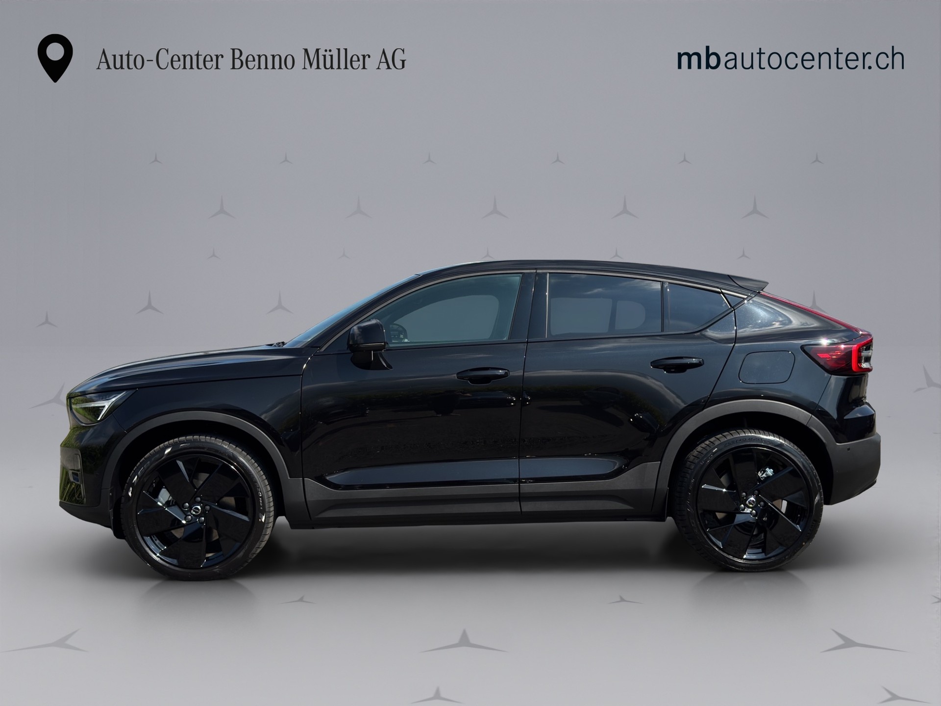 VOLVO EC40 Twin Performance Black Edition AWD-showroom-element-1
