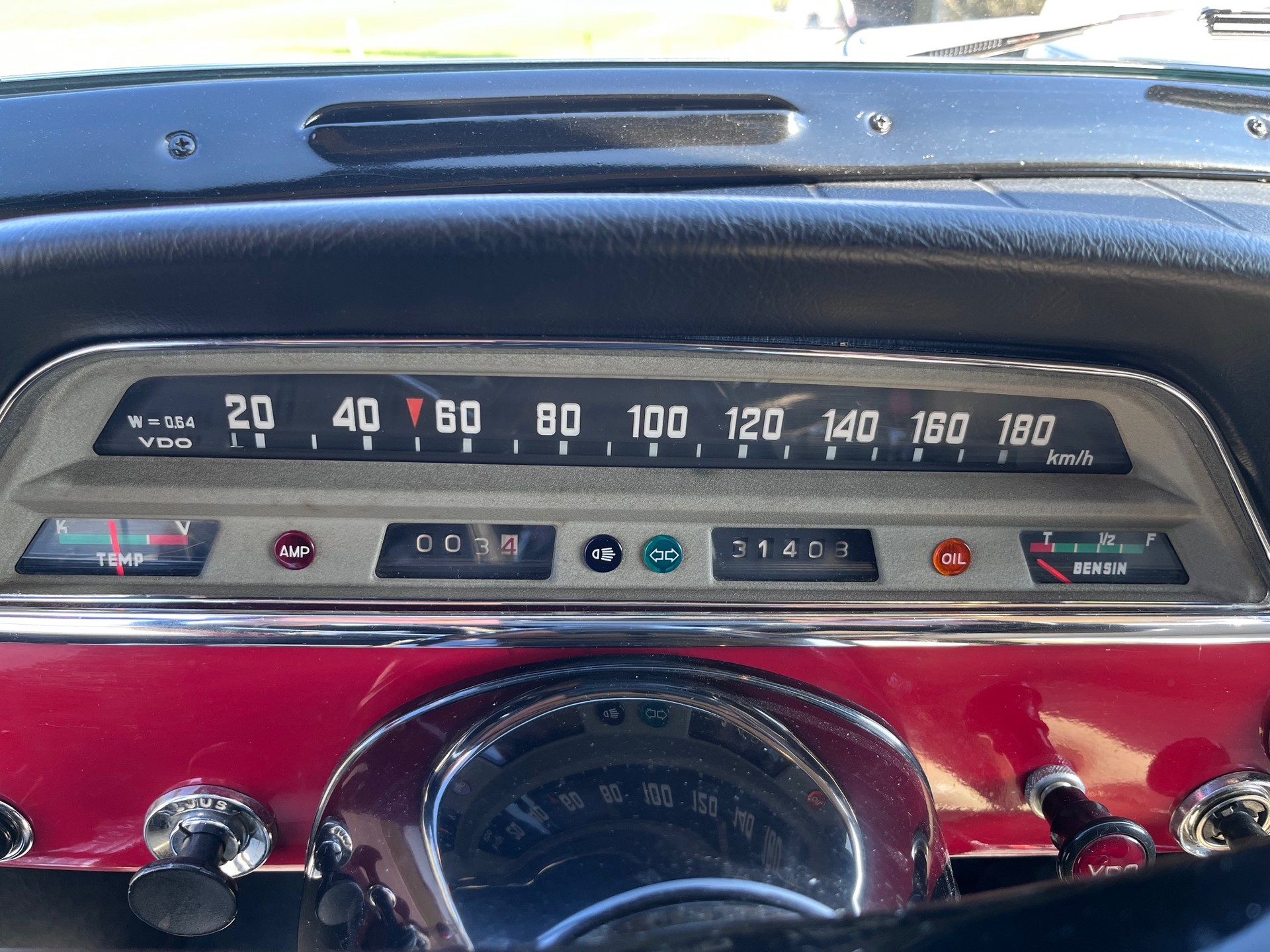 VOLVO 121-image-13