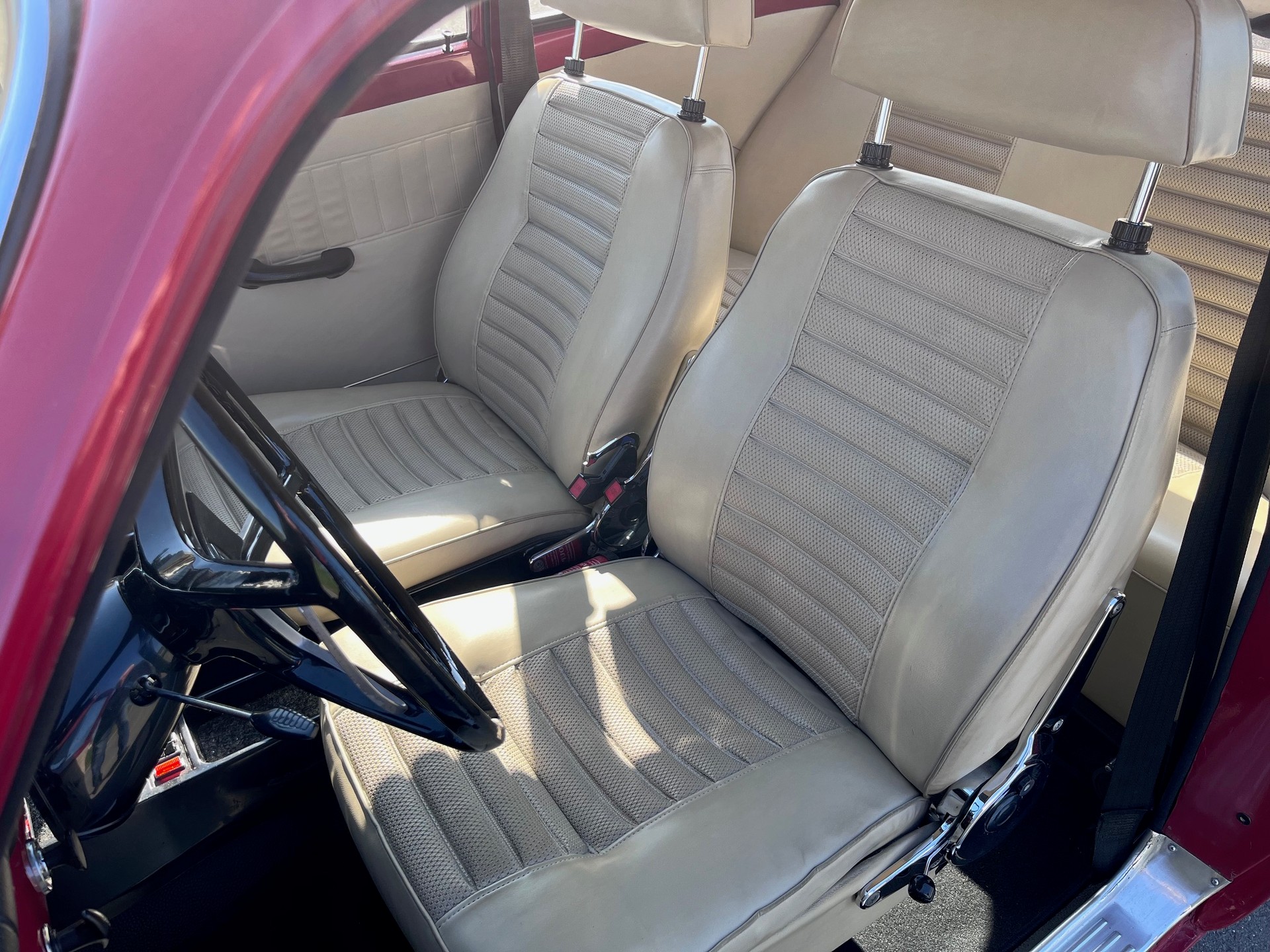 VOLVO 121-image-5
