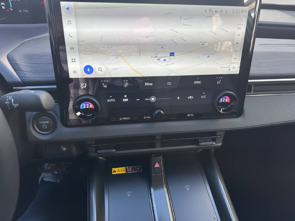 TOYOTA C-HR+ Premium AWD-image-11